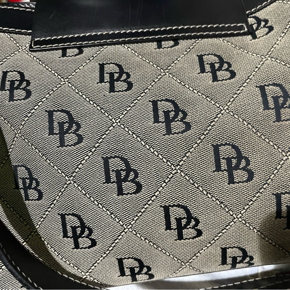 DOONEY AND BOURKE large ring flap grey and black canvas with black leather trim - Picture 9 of 16